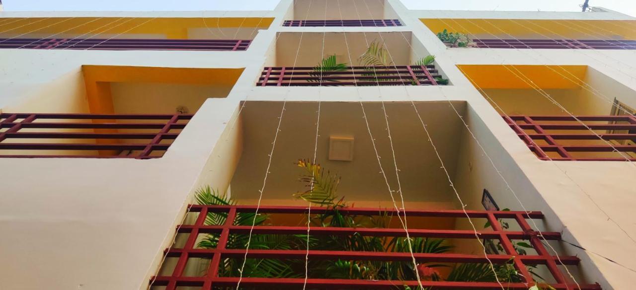 The White Canyon Hotel Varanasi Exterior foto
