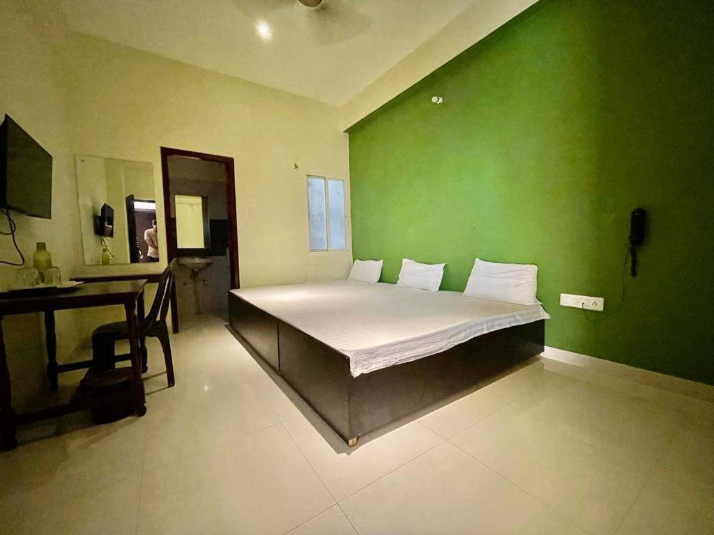 The White Canyon Hotel Varanasi Zimmer foto